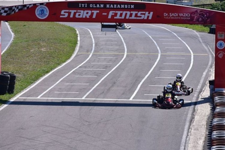 T&uuml;rkiye Karting Şampiyonası'nın ilk ayak yarışları yapıldı