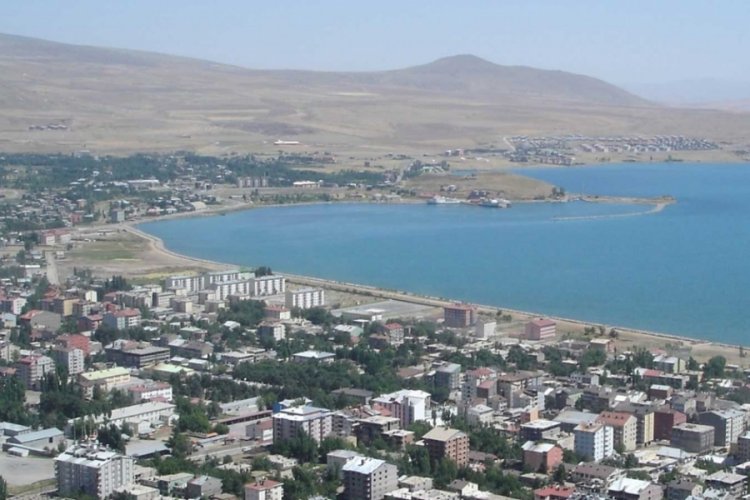 Bitlis Tatvan'daki yasaklar kaldırıldı
