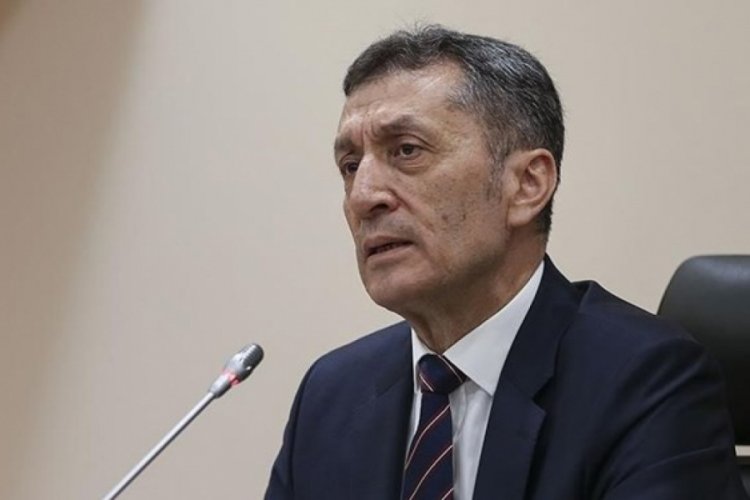 Ziya Sel&ccedil;uk: Biz yıl i&ccedil;inde &ouml;rnek soruları her ay yayınladık