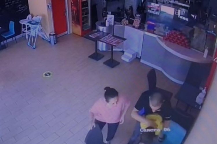 'Heimlich' manevrası yine hayat kurtardı