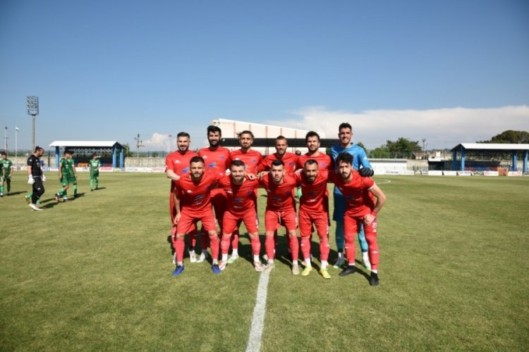 Mustafakemalpaşaspor, lige galibiyetle başladı