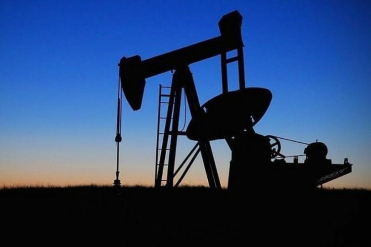 OPEC, bu yıl küresel petrol talebinin günlük 6 milyon varil artacağını öngörüyor