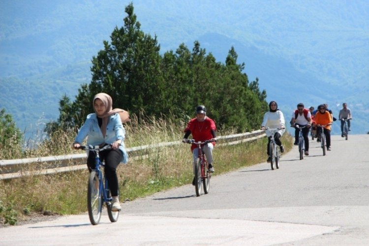 Sağlıklı yaşam için pedal çevirdiler