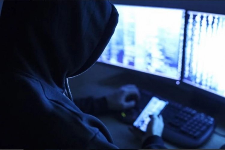 Apple, Amazon, Facebook ve Twitter dahil birçok siteye siber saldırı: 26 milyondan fazla hesap çalındı