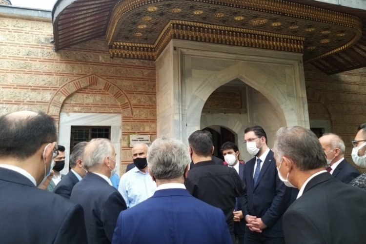 B&uuml;y&uuml;kşehir belediye başkanları Bursa Muradiye K&uuml;lliyesi'ne hayran kaldı