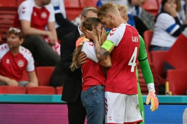 Fenalaşan Christian Eriksen'in eşi g&ouml;zyaşlarına boğuldu