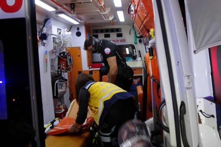Yunus polisleri kaza yaptı: 4 yaralı