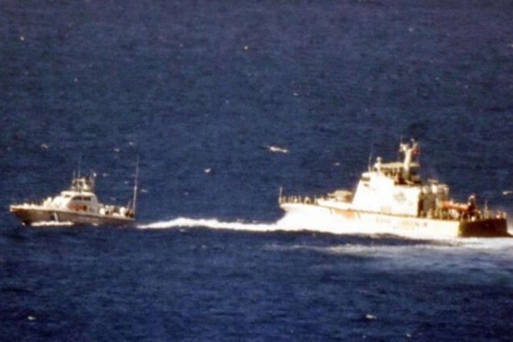 Ege'de sıcak dakikalar! Yunan botu, T&uuml;rk unsurlarınca &ccedil;ıkarıldı