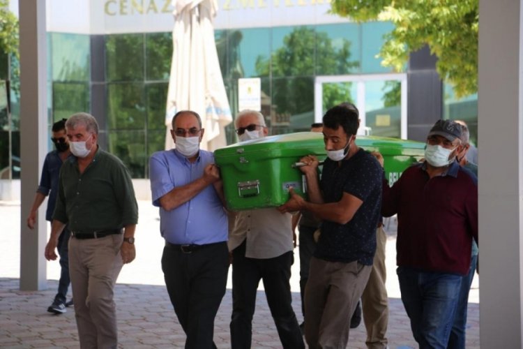 Malatya'da cenazeler karıştı, aile şok ge&ccedil;irdi