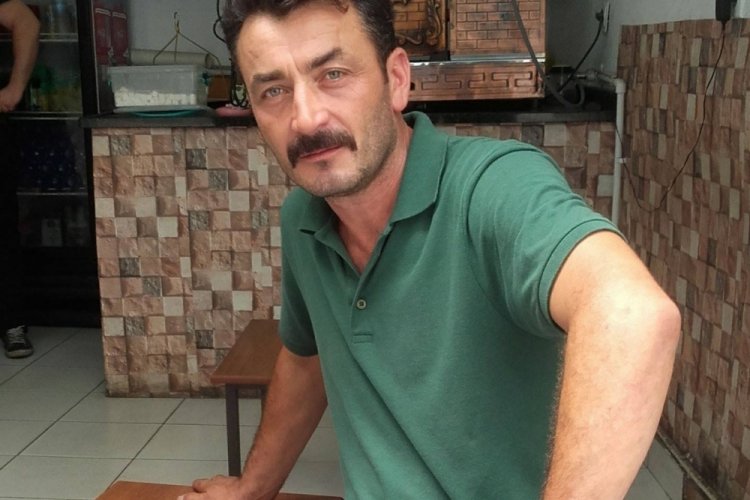 Kavgayı ayırırken &ccedil;ıkan tartışmada &ouml;ld&uuml;r&uuml;ld&uuml;