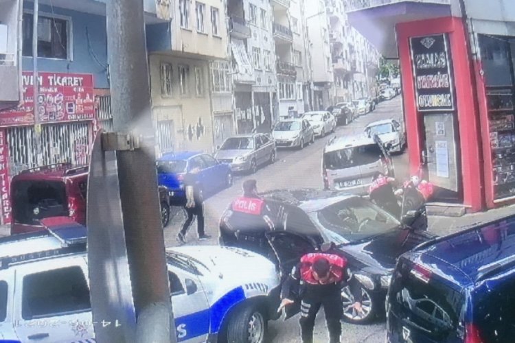 Bursa'da polise çarpan sürücü böyle yakalandı