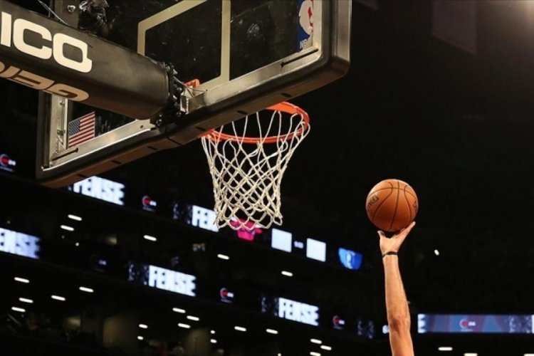 NBA'de iki ma&ccedil;ta seriler 2-2'de eşitlendi