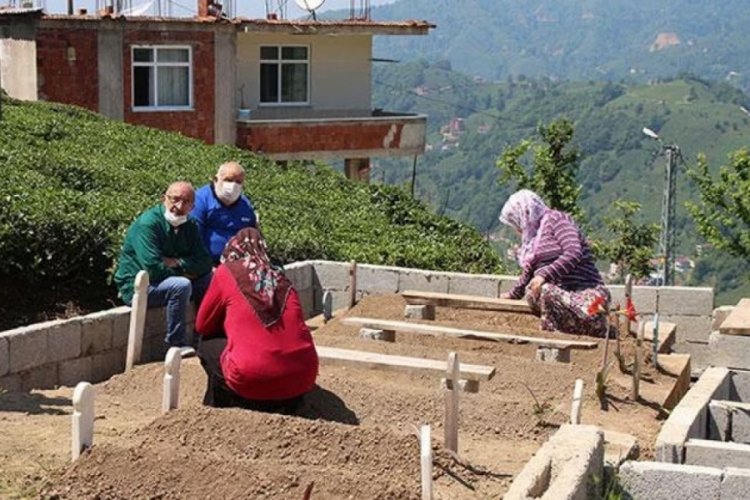 Aynı aileden 8 kişi koronavir&uuml;s kurbanı oldu! Aşı &ouml;nceliği talepleri kabul edildi