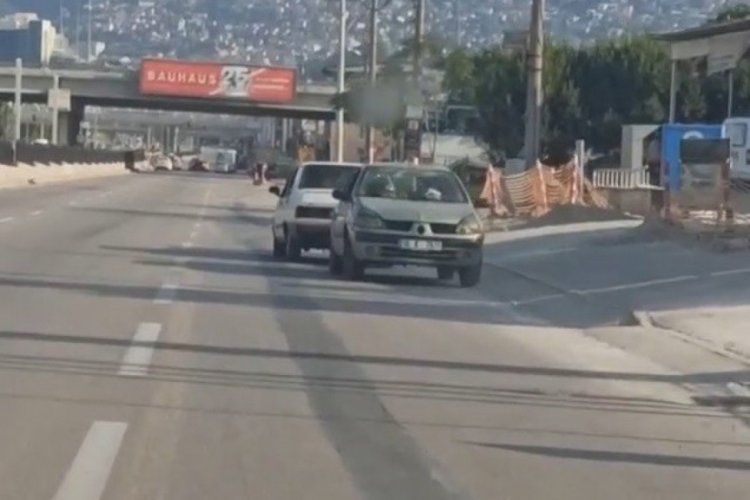 Bursa'da arızalı otomobilin halatla ters &ccedil;ekilmesinde iki s&uuml;r&uuml;c&uuml;ye de ceza