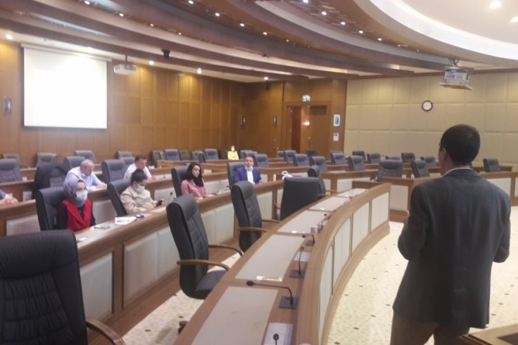 Bursa'da belediye personeline mevzuat eğitimi verildi