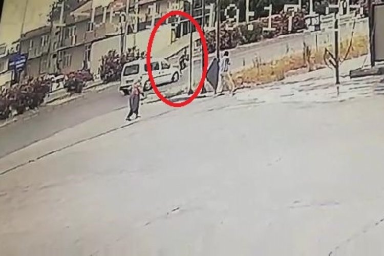 Hafif ticari aracın &ccedil;arptığı yaya &ouml;ld&uuml;