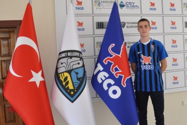 Fenerbahçe efsanesinin oğlu Karacabey'e transfer oldu