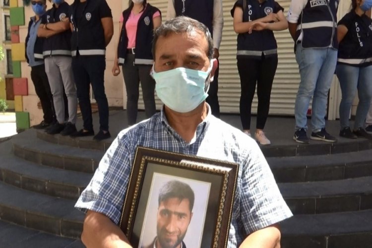 HDP &ouml;n&uuml;ndeki ailelerin &ccedil;ığlığı her ge&ccedil;en g&uuml;n b&uuml;y&uuml;yor