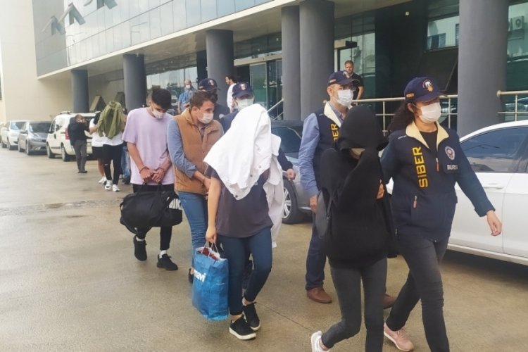 Bursa'da yasa dışı bahis operasyonunda gözaltına alınan 12 kişi serbest bırakıldı