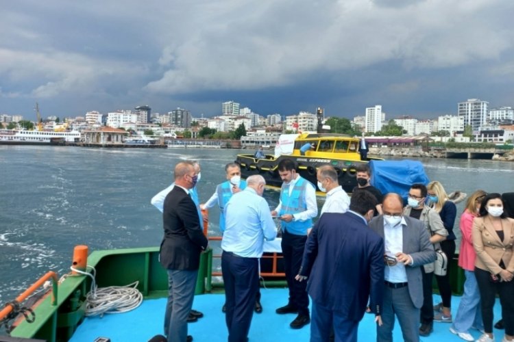 Bakan Kurum: "Marmara 10 g&uuml;n &ouml;ncesine g&ouml;re daha temiz"