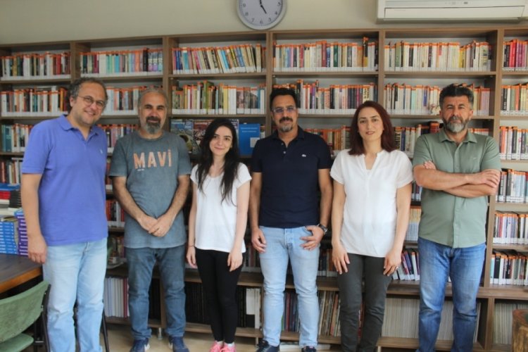 Suriyeli sığınmacıların y&uuml;zde 65'i &uuml;lkesine, y&uuml;zde 40'ı ise Avrupa'ya gitmek istiyor