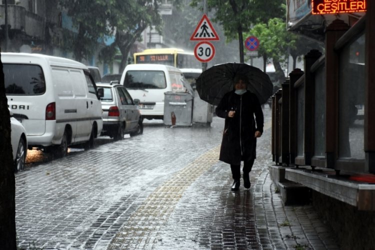 Bursa'da sağanak yağış