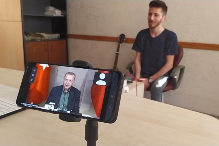 Bursalı gencin Erdoğan i&ccedil;in bestelediği 'Koca Y&uuml;rekli Adam' 2023 se&ccedil;im şarkısı olabilir