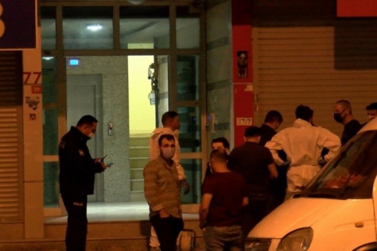 Evde cesetleri bulunan anne ve oğlunun intihar ettikleri ortaya &ccedil;ıktı