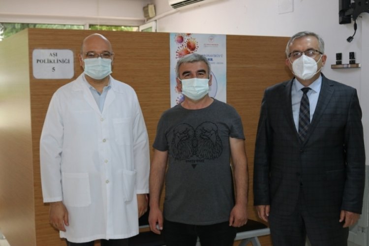 O şehirde 1 milyonuncu korona vir&uuml;s aşısı yapıldı