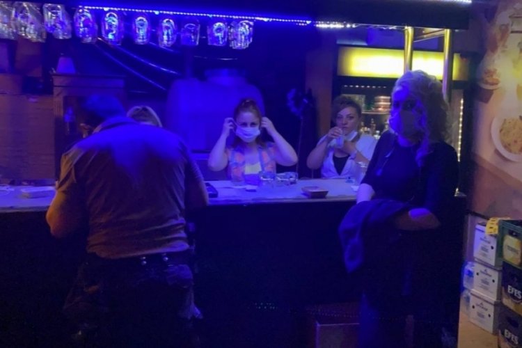 Bursa'da eğlence mekanına baskın