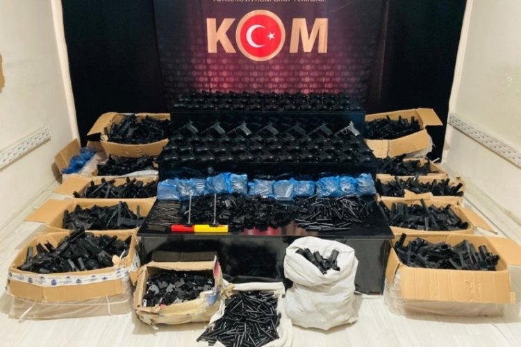 Y&uuml;ksekova'da silah ve m&uuml;himmat ele ge&ccedil;irildi