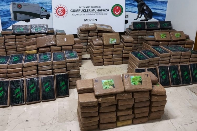 Bakan Muş: Mersin Limanı'nda 463 kilogram kokain ele ge&ccedil;irildi
