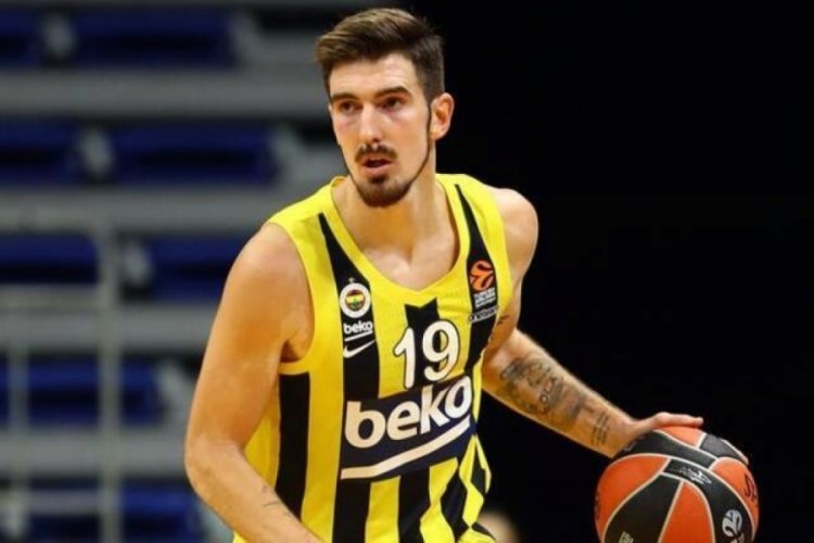Nando De Colo, 1 sezon daha Fenerbah&ccedil;e Beko'da olacak
