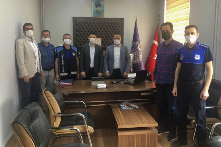 Bursa'da zabıta memuruna yönelik bıçaklı saldırı kınandı