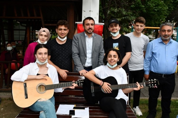 Bursa'da Kestel'in d&ouml;rt bir yanından m&uuml;zik sesleri y&uuml;kseldi