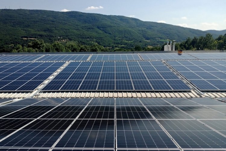 Freşa İ&ccedil;ecek'in &ccedil;atısına CW Enerji imzası