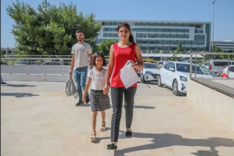 Melek İpek, Antalya'da YKS'ye girdi