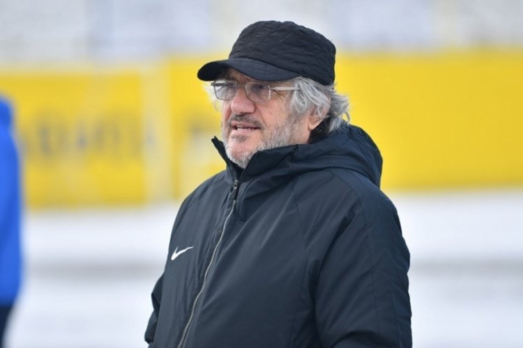 Mustafa Reşit Ak&ccedil;ay, solunum cihazından alındı