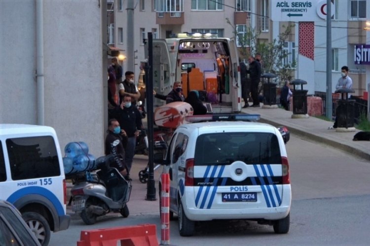 Husumetlisine kurşun yağdırarak &ouml;ld&uuml;ren şahıs yurt dışına ka&ccedil;arken yakalandı