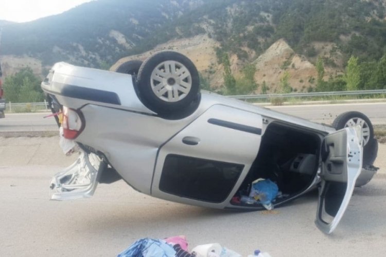 Otomobilin devrilmesi sonucu 4 kişi yaralandı