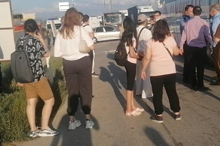 Bursa İnegöl'de kaza: Karayolu ulaşıma kapandı