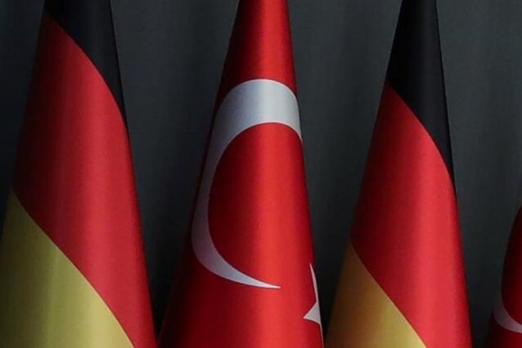 Almanya'ya net g&ouml;&ccedil;teki d&uuml;ş&uuml;ş 5'inci yıla taşındı