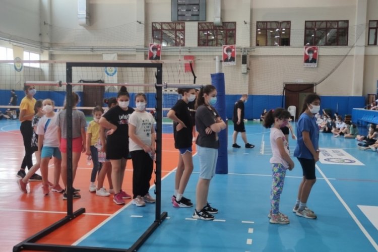 Nil&uuml;fer Belediyespor yeni yetenekler arıyor