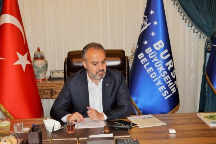 Bursa B&uuml;y&uuml;kşehir Belediye Başkanı Alinur Aktaş: "Seviyesiz muhalefeti, kayda değer bulmuyorum"
