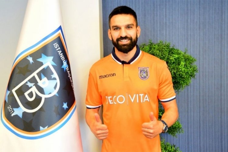 Başakşehir'den Muhammet Demir a&ccedil;ıklaması