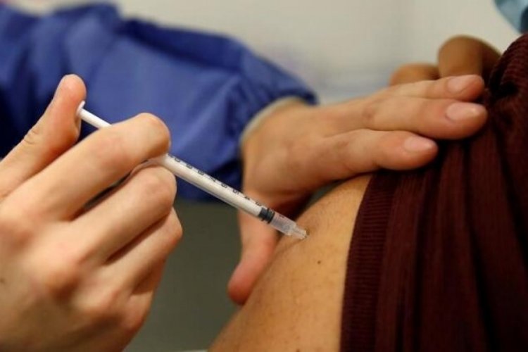 İki doz koronavir&uuml;s aşısı olan sayısı a&ccedil;ıklandı
