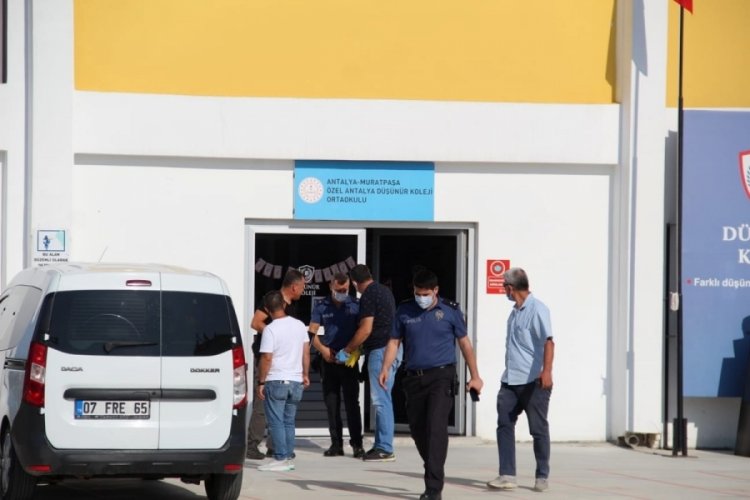 Avukat ortağını 'Bizi iyi savunmadın' diyerek tabancayla yaraladı