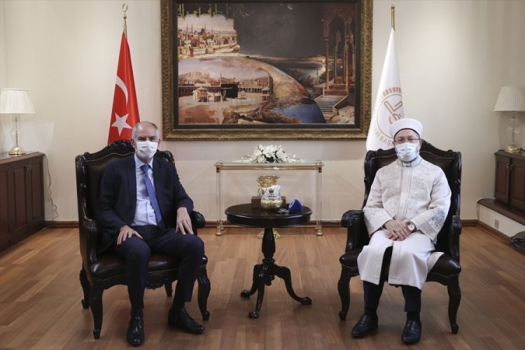 Diyanet İşleri Başkanı Erbaş Fransa'nın Ankara B&uuml;y&uuml;kel&ccedil;isi Magro ile g&ouml;r&uuml;şt&uuml;