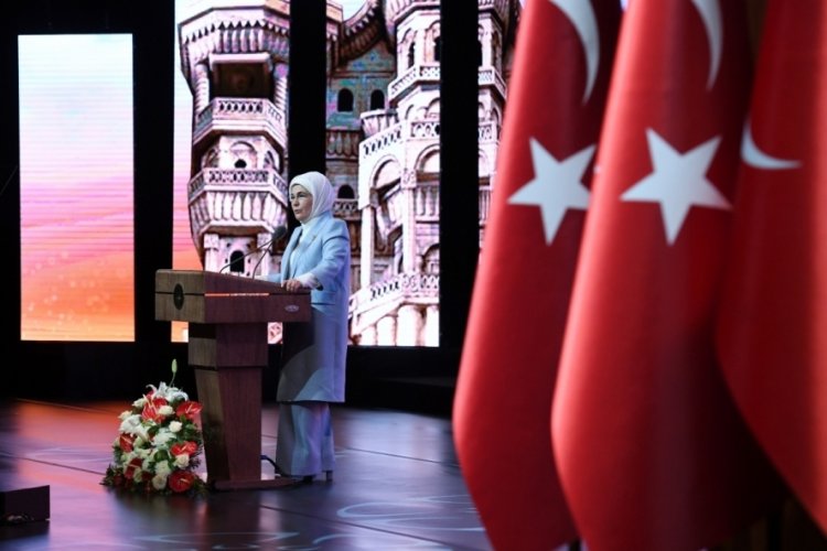 Emine Erdoğan: "Çocuklara yönelen kirli ellere asla toleransımız yoktur"
