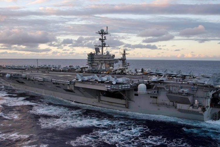 İngiliz u&ccedil;ak gemisi 'HMS Queen Elizabeth' Kıbrıs Rum kesiminde demirledi